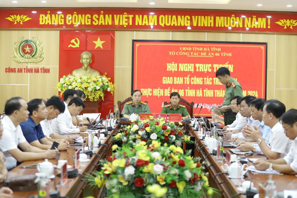 Hội nghị giao ban Tổ công tác Đề án 06 Hà Tĩnh: Đẩy mạnh triển khai chuyển đổi số và dịch vụ công trực tuyến