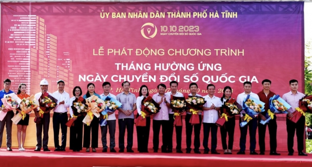 TP Hà Tĩnh tổ chức lễ phát động chương trình Tháng hưởng ứng Ngày Chuyển đổi số quốc gia năm 2023