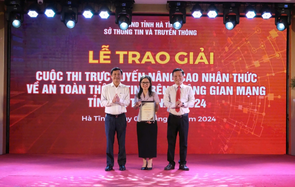  Tổng kết và trao giải Cuộc thi trực tuyến “An toàn thông tin trên không gian mạng năm 2024” trên địa bàn tỉnh